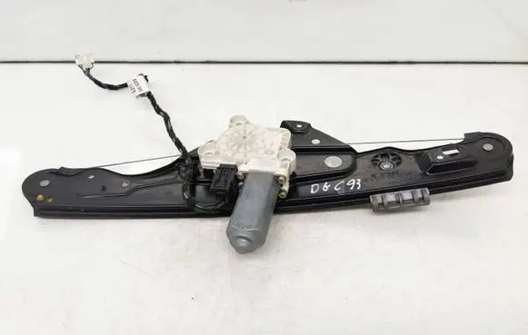 Mercedes-Benz E W211 Rear door window regulator with motor A2117300246 A2115404209 A2118202442