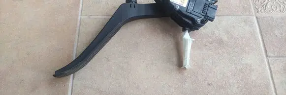 Audi Q7 4L Accelerator throttle pedal 7L0723507D