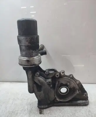 KIA Sportage Oil pump 