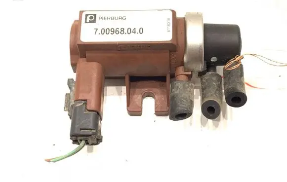 Citroen C4 I Fuel pressure regulator 700968040