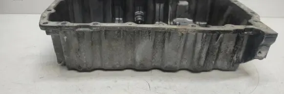 Volkswagen PASSAT B6 Oil sump 03g103603