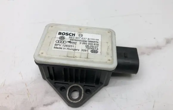 Audi A6 S6 C6 4F ESP acceleration yaw rate sensor 8E0907637B 0265005618 7004514