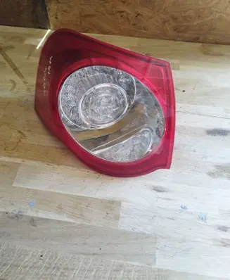 Volkswagen PASSAT B6 Rear/tail lights 3c9945096n