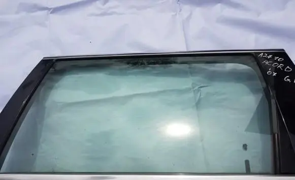 Honda Accord Rear door window glass