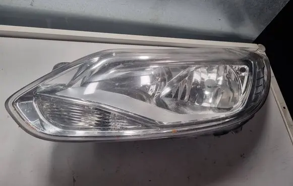 Ford Focus Headlight/headlamp BM5113W030AK