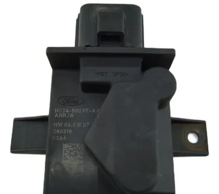 Ford Transit Custom Reducing agents exhaust control unit HC345H297AA