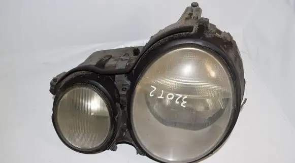 Mercedes-Benz E W210 Headlight/headlamp