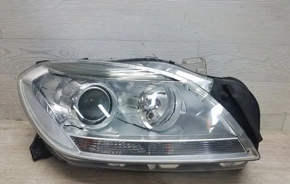 Headlight/headlamp