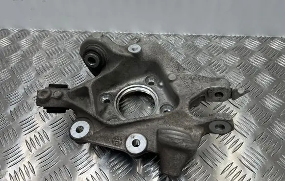 BMW X3 G01 Rear wheel hub 6871029