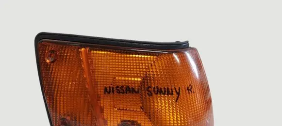 Nissan Sunny Front indicator light IKI5162