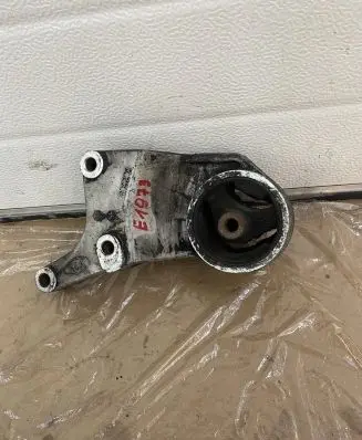 KIA Carens I Other engine bay part K2KB E1973