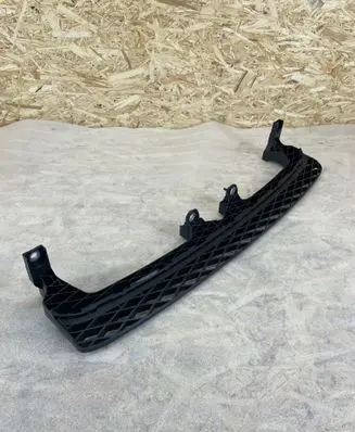 Volkswagen PASSAT B7 Front bumper mounting bracket 3AA807571
