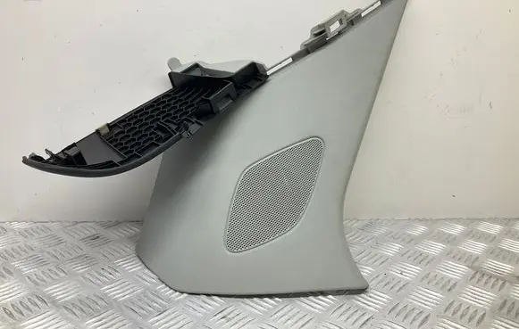 Audi Q3 8U (D)pillar trim (top) 8U0867245