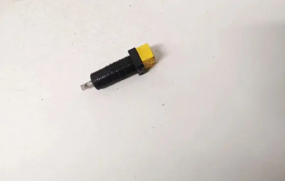 Renault Espace III Brake pedal sensor switch 7700844331