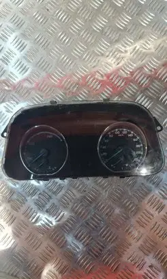 Toyota RAV 4 (XA40) Speedometer (instrument cluster) 8380042R60