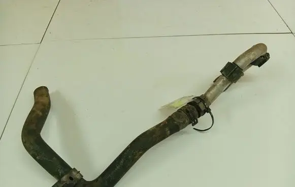 Audi Q7 4L Engine coolant pipe/hose 