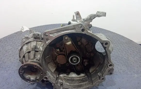 Volkswagen Golf Plus Manual 6 speed gearbox HNV