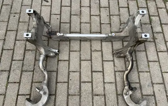 Audi Q7 4M Front subframe 4M0399315L