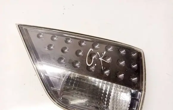 Mitsubishi Outlander Tailgate rear/tail lights 