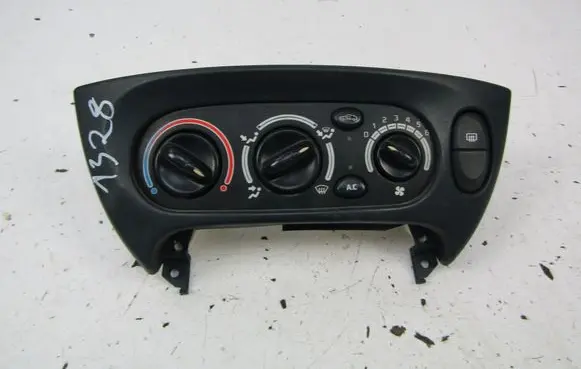Renault Megane I Air conditioning/heating control unit 