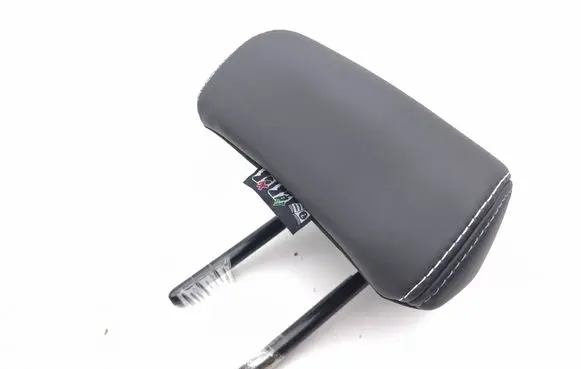 Opel Grandland X Rear seat headrest