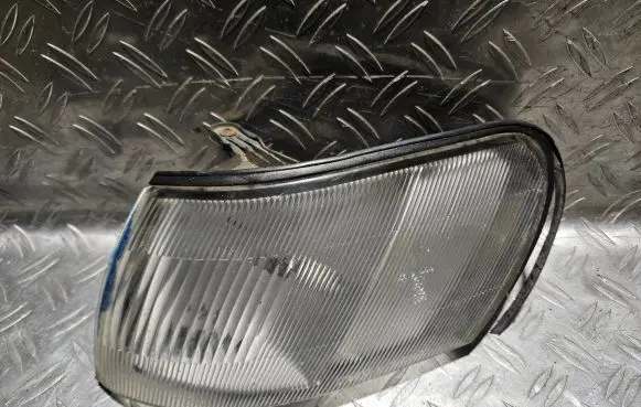 Toyota Corolla E100 Front indicator light 012121575LC1