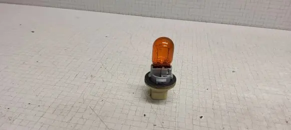 Jeep Grand Cherokee Rear tail light bulb 