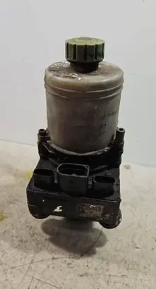 Skoda Fabia Mk1 (6Y) Power steering pump 6Q0423371A A5093516