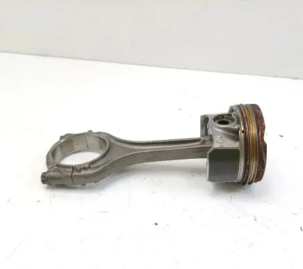 Seat Leon IV Piston with connecting rod 04EAM