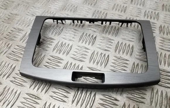 Volkswagen PASSAT B7 Radio/GPS head unit trim 3AA858069F