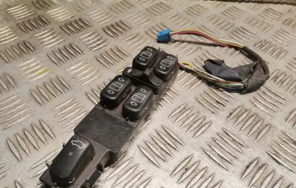 Mercedes-Benz S W220 Electric window control switch 2208201010