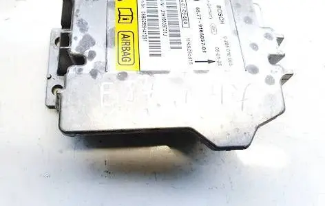 BMW 1 E81 E87 Airbag control unit/module 6577916605701 0285010066