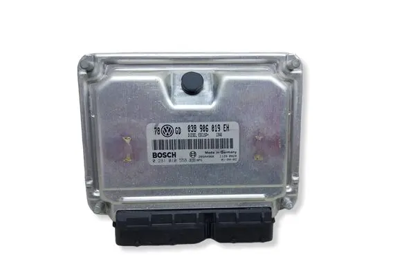 Volkswagen PASSAT B5 Engine control unit/module 038906019EH 0281010558