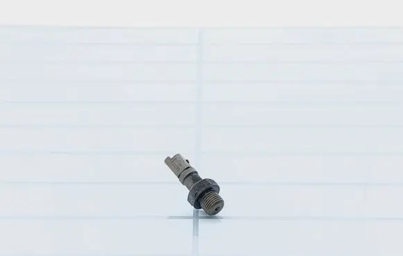 Peugeot 308 Oil pressure sensor 9631846480