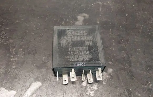 Audi A6 S6 C5 4B Other relay 4B0955531A 377