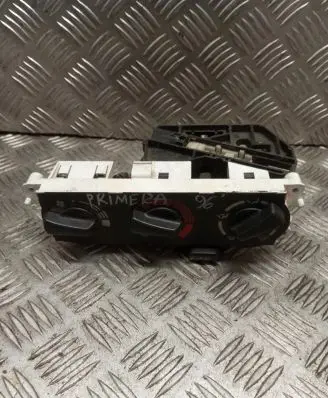Nissan Primera Climate control unit