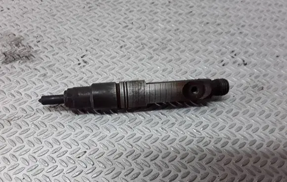 Volvo S80 Fuel injector 074130201Q