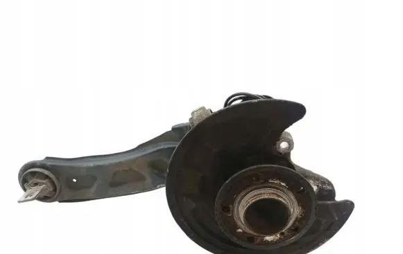 Mercedes-Benz B W246 W242 Front wheel hub spindle knuckle 2460306