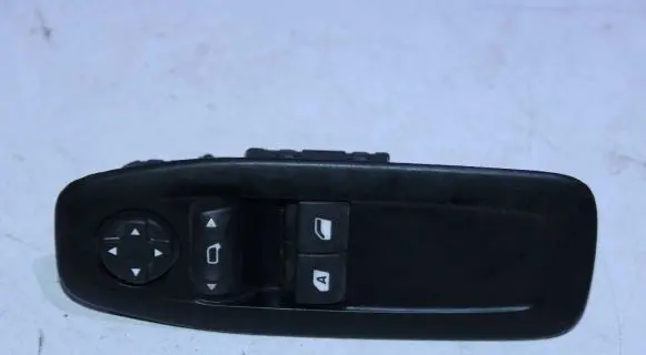 Peugeot 208 Electric window control switch 96761127ZD