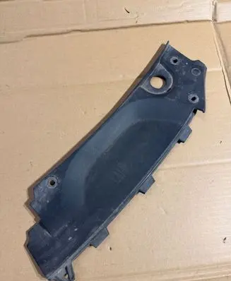 Skoda Superb B6 (3T) Top upper radiator support slam panel 3T0807081