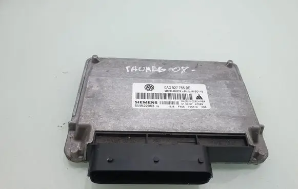 Volkswagen Touareg I Transfer box differential control unit 0AD927755BE