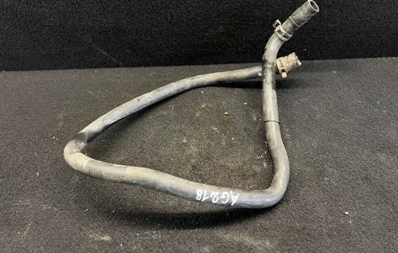 Brake vacuum hose/pipe