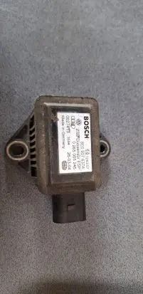 Audi A4 S4 B6 8E 8H ESP acceleration yaw rate sensor 8e0907637a