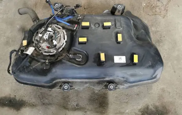 Mercedes-Benz A W177 Fuel tank 7590001AD 20210317 150220303