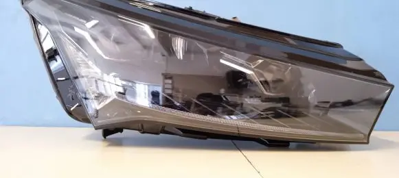 Skoda Enyaq iV Headlight/headlamp 5LB941016A