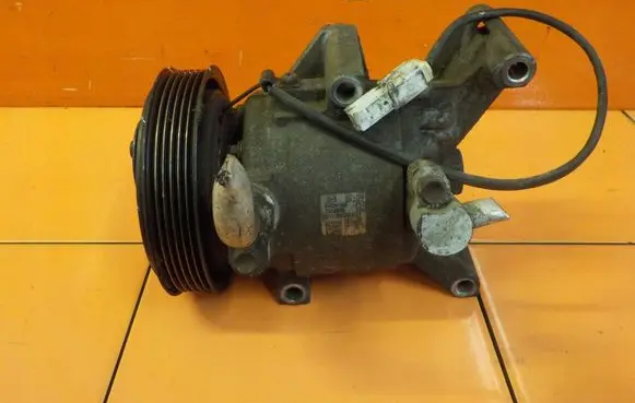Mazda MX-5 NC Miata Air conditioning (A/C) compressor (pump) B44D61450