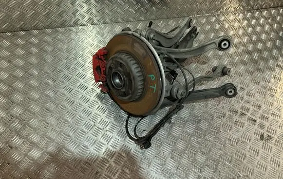 Mercedes-Benz C W205 Stub axle TM27115