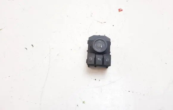 Cadillac Escalade IV Wing mirror switch 23488412