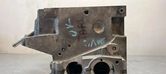 Volkswagen Amarok Engine head 03l103373d 03l103286a