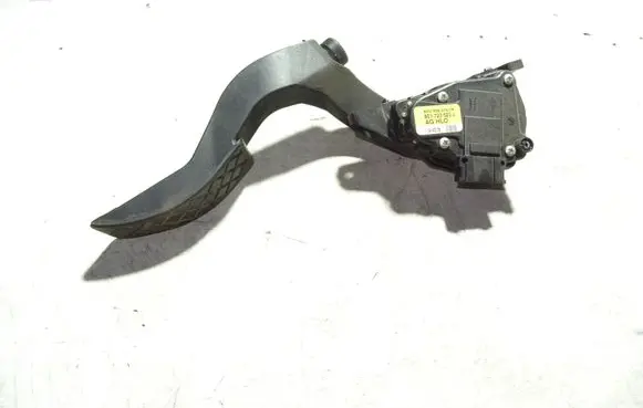 Audi A4 S4 B7 8E 8H Accelerator throttle pedal 8E1723523J